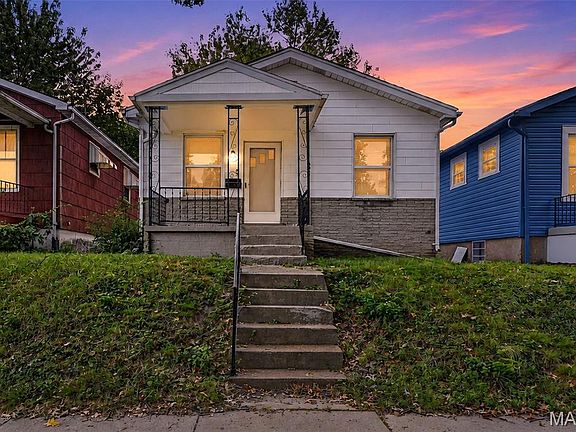 2nd image of 4452 S Spring Ave