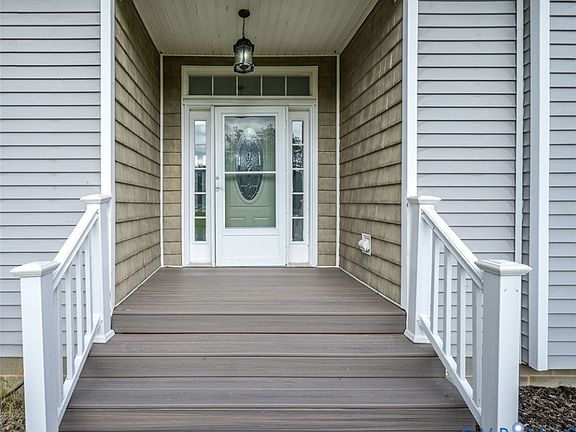 4th image of 2686 Dogtown Rd