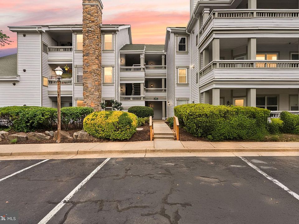 1st image of 4405 Fair Stone Dr APT 204