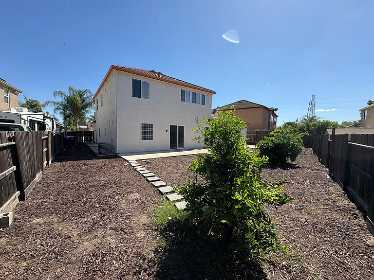 905 Gladiola Ln — Photo 31