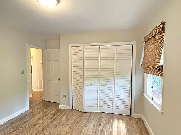 106 Hillsdale Dr — Photo 12