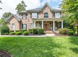 800 Crown Vista Ct, Wesley Chapel, NC 28110