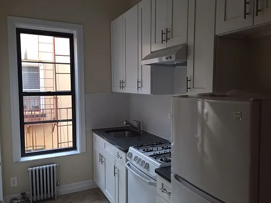 Rented by Proper Real Estate, LLC | media 7