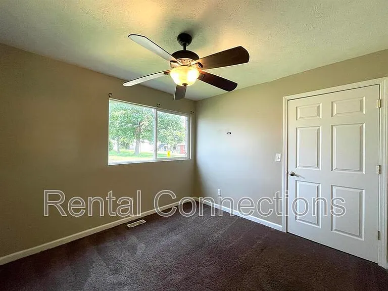 1307 W White St #B — Photo 5