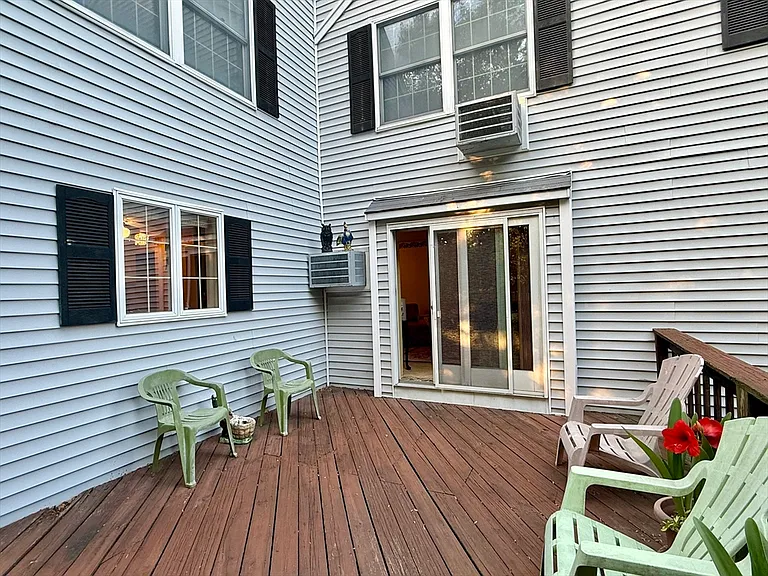 14 Fallon Ct #14 — Photo 9