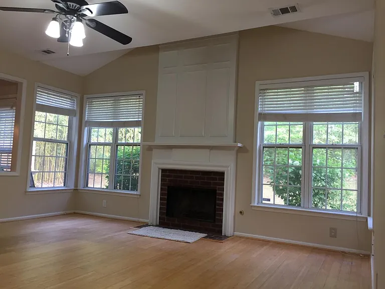 5136 Wellisford Ct — Photo 3