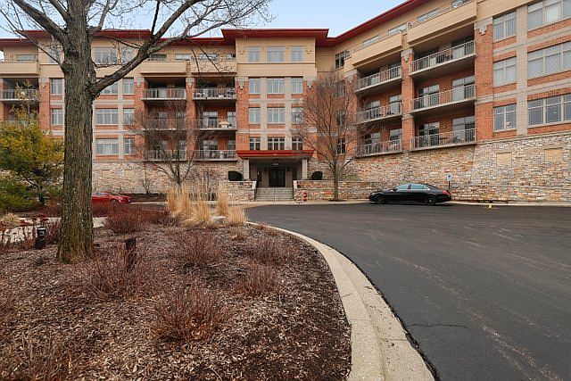 1st image of 115 Prairie Park Dr APT 202