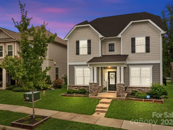 16615 Stonecutter Ln, Davidson, NC 28036