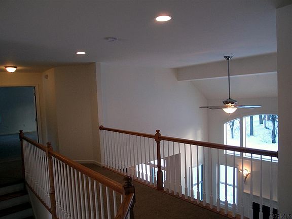 5th image of 3 Victoria Ct