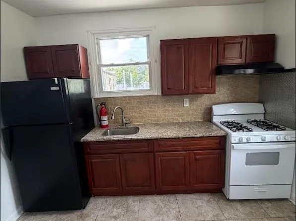 132 Mountainview Blvd #2, Wayne, NJ 07470