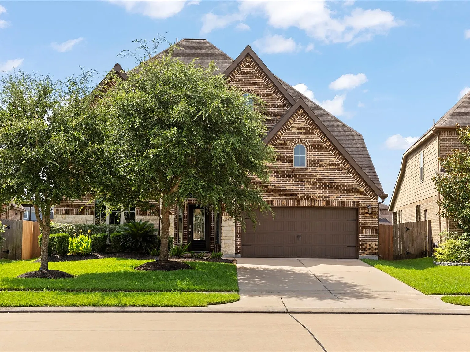 4 bed, 3.5 bath, 3449 sqft, $3,600 — Photo 1