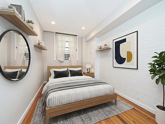 2nd image of 116 E 19th St APT 1