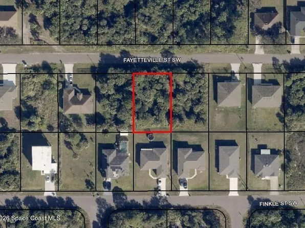142 Fayetteville St SW, Palm Bay, FL 32908