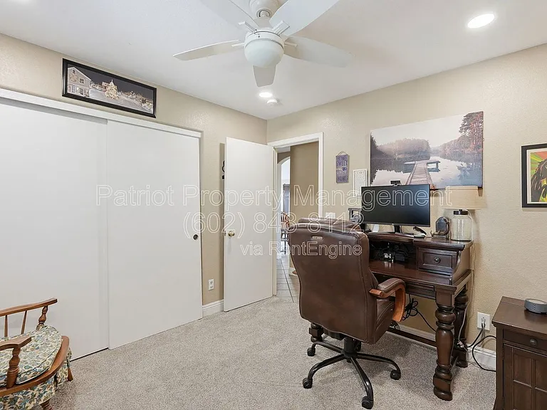 8629 W Echo Ln — Photo 26