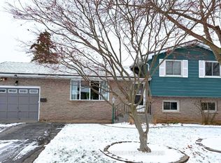 15 Malkin Ave, Fort Erie, ON L2A 5H9