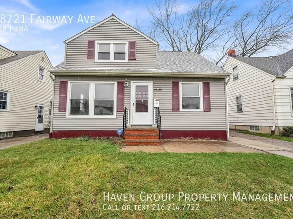 18721 Fairway Ave, Maple Heights, OH 44137