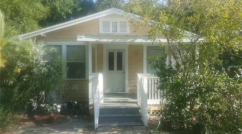 1st image of 112 W Emma St