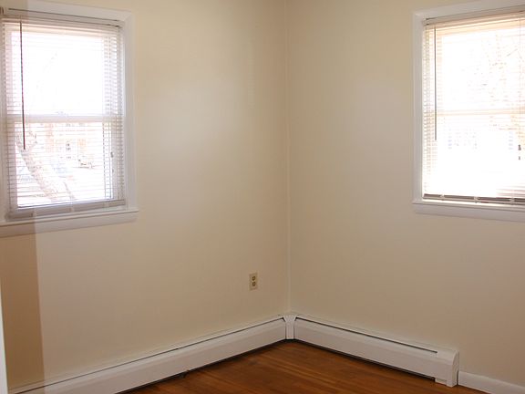 5th image of 5 Belmont Ave