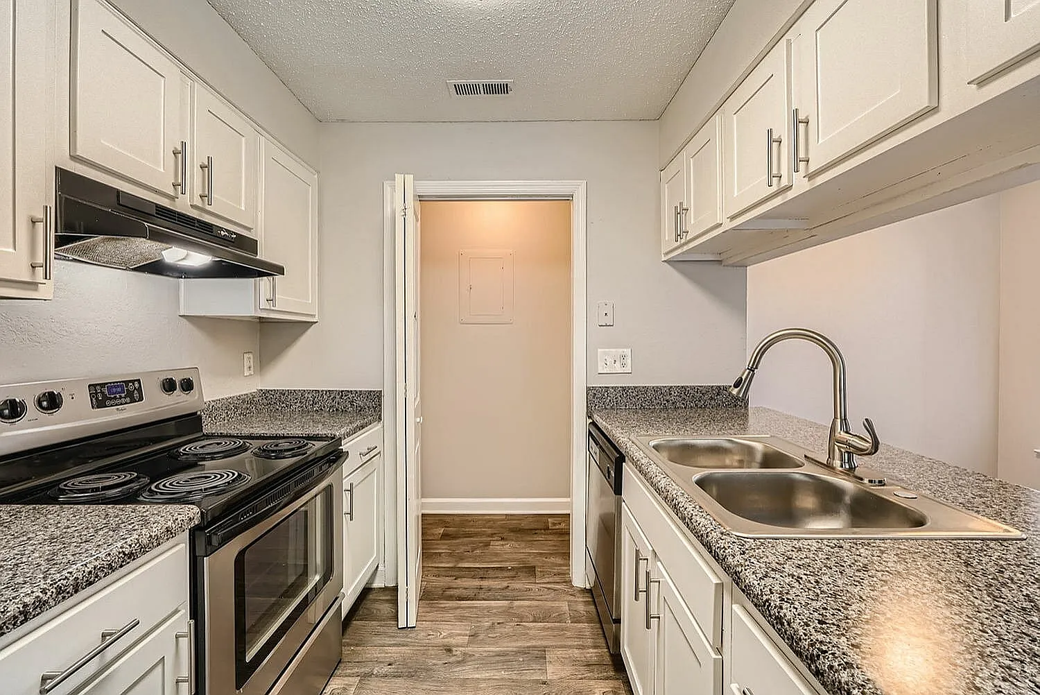 Rise Matthews Pointe — Photo 2