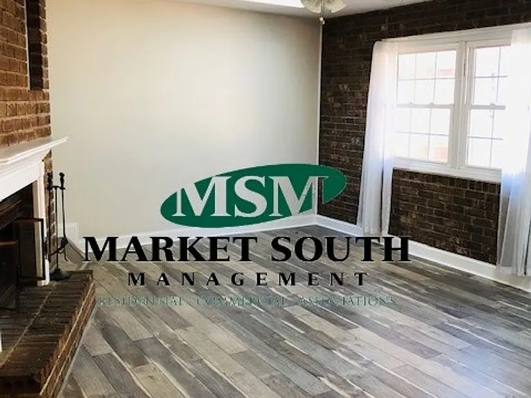306 Sandy Springs Rd — Photo 11