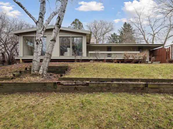 5832 Olinger Blvd, Edina, MN 55436