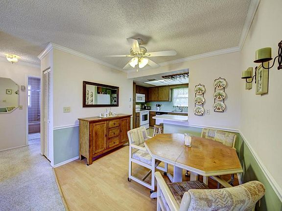 3rd image of 3135 Shady Dell Ln APT 240