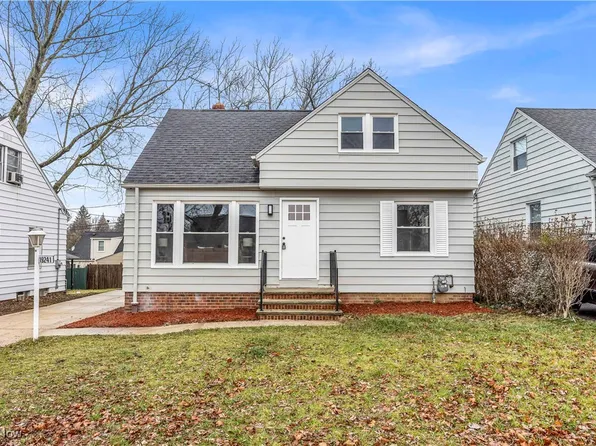 19241 Stafford Ave, Maple Heights, OH 44137