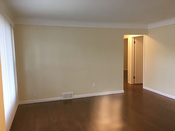 2nd image of 22000 Gardner Ave