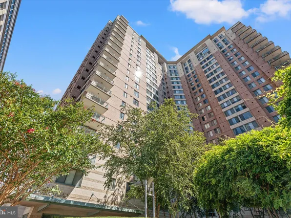 851 N Glebe Rd APT 1611, Arlington, VA 22203