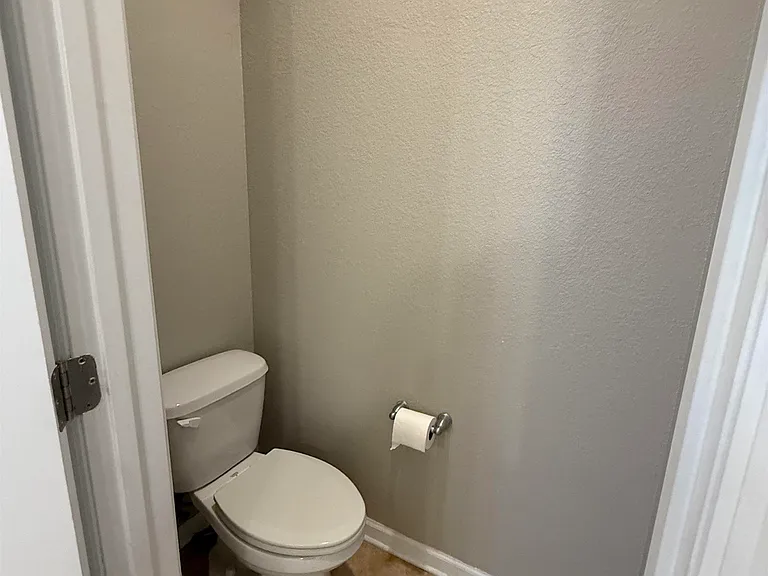 4203 Old Plantation Loop — Photo 12