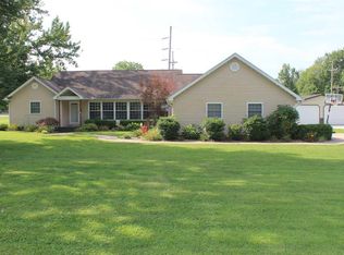 215 E Forest Acres Dr, Brazil, IN 47834