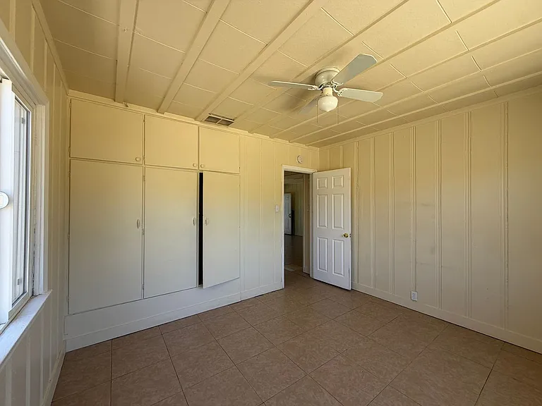 P156 — Photo 20