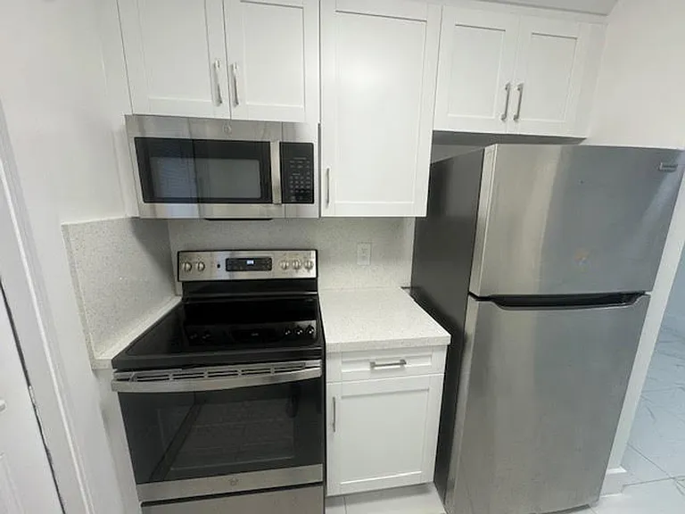 500 S Crescent Dr Hollywood, FL 33021 — Photo 2