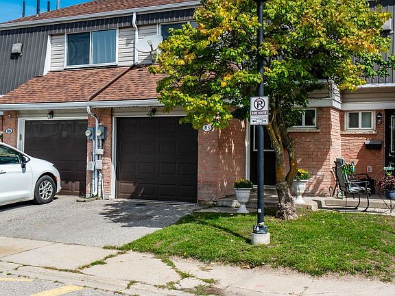 3rd image of 778 William St Unit 85
