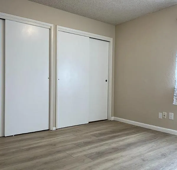 4076 W San Bruno Ave — Photo 10