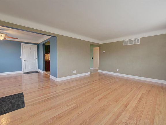 4th image of 3704 Susanna Dr