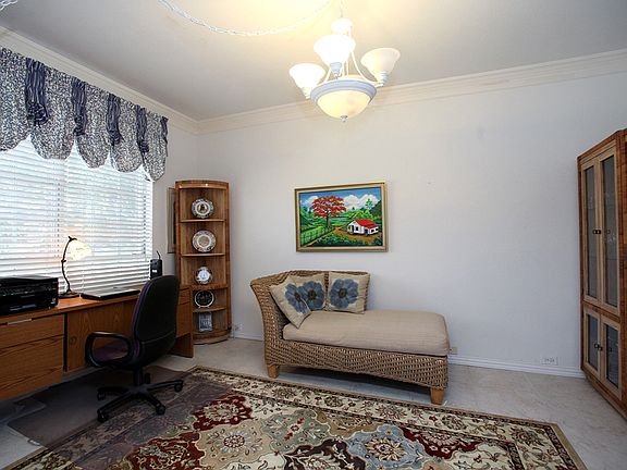 4th image of 4240 Arbor Ln
