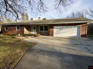 17 Bela Vista Ct, Mankato, MN 56001