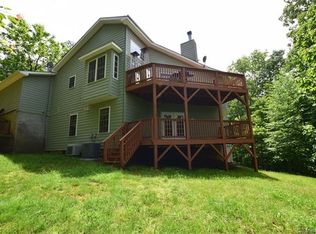 34 Falcon Crst, Fairview, NC 28730