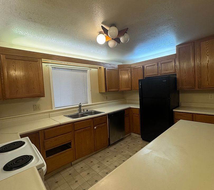 1st image of 11434 Heritage Ct APT 5