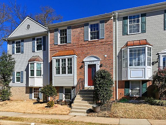 4th image of 8503 Shirley Woods Ct