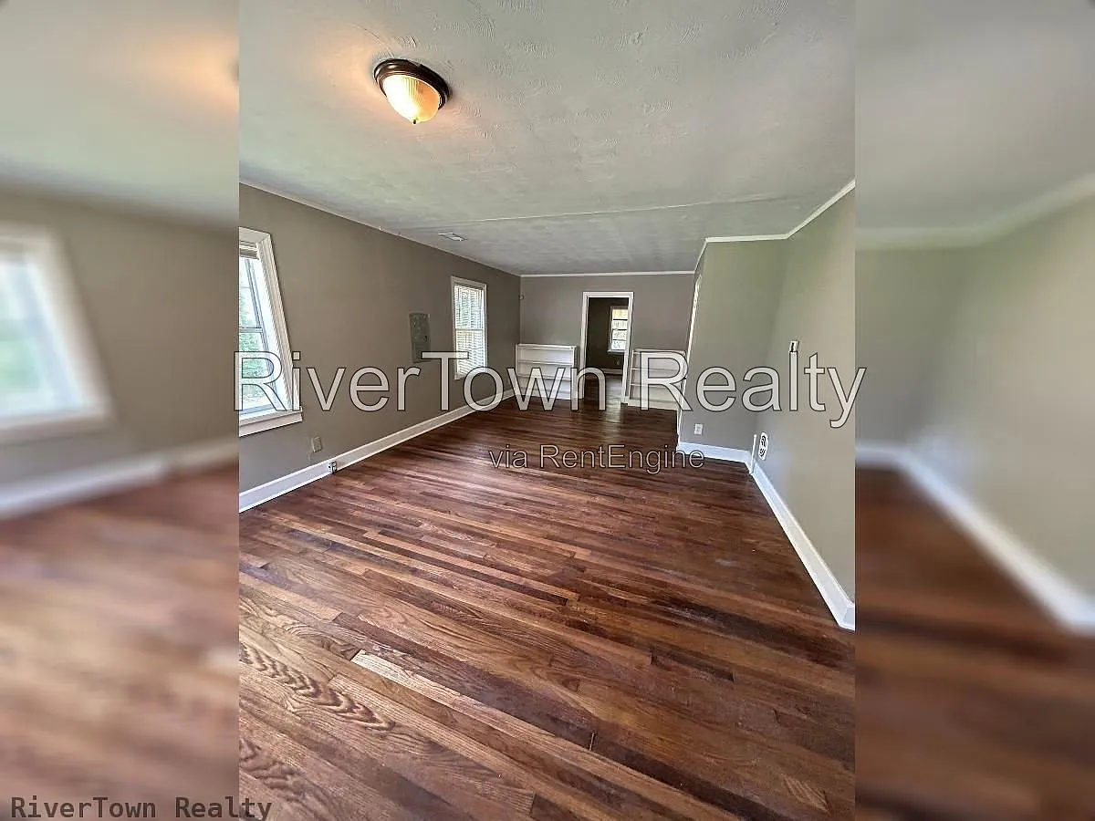 3 bed, 2.0 bath, 1254 sqft, $995 — Photo 2
