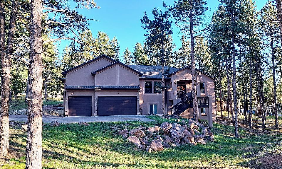 Welcome to 1020 Parkway Lane