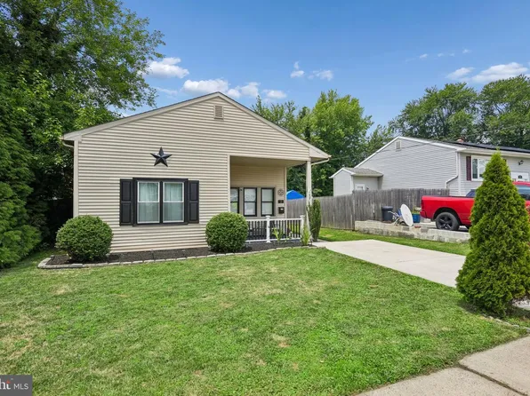 2 Cornell Ave, Somerdale, NJ 08083
