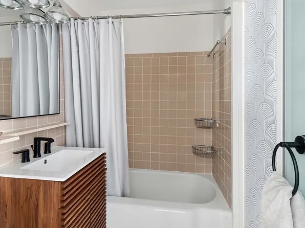 363 East 76th Street image 9 of 16