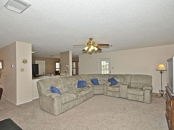 5th image of 10431 Stonewind Pl