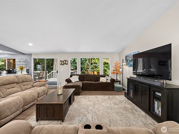 2nd image of 26704 NE Comegys Street