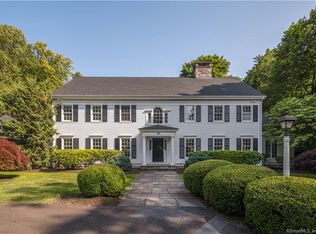 88 Norrans Ridge Dr, Ridgefield, CT 06877