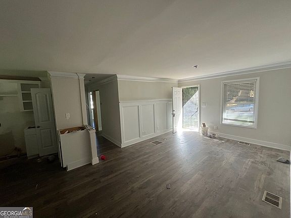 5th image of 446 Fedora Way NW