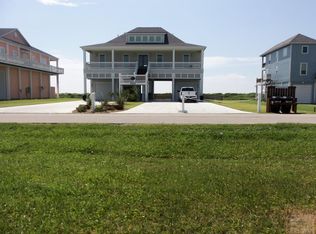 3817 Biscayne Beach Rd, Port Bolivar, TX 77650